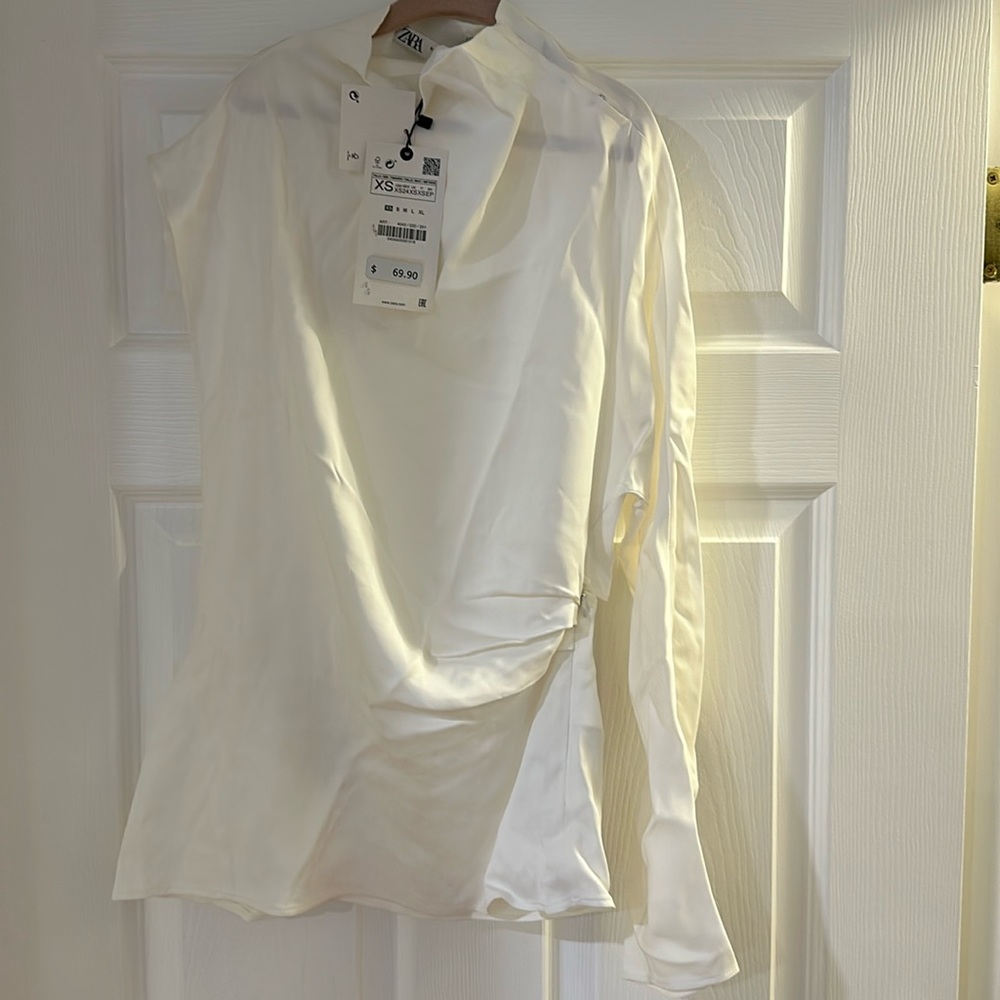 🤍 sexy one sleeve Zara special edition top🤍